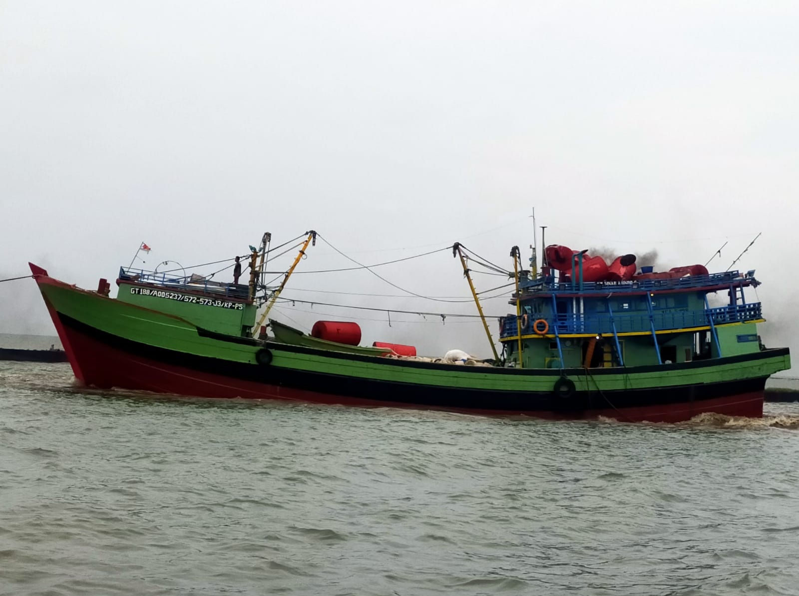 Indonesian Fishing Vessel Seized in Palau’s EEZ, Nets 40 Tons of Illegal Catch